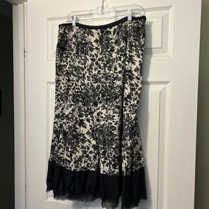 Nygard Collection Women's 14 Skirt Black White Embroidered Tule Side Zip Lined